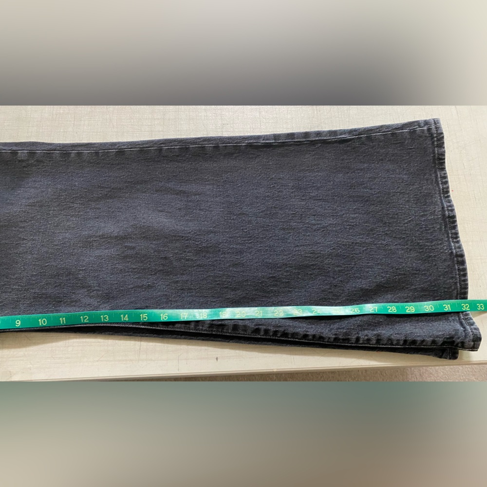 NWOT Levi’s women’s black jeans size 33 x 32 - Picture 8 of 9